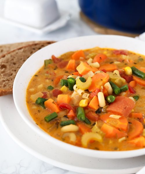 NourishingVegetableCurrySoup_2